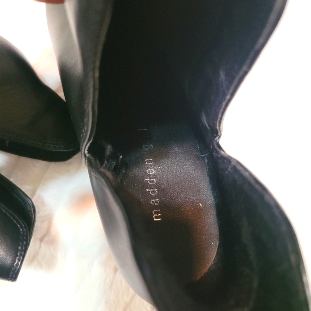Boots - Picture 7 of 8